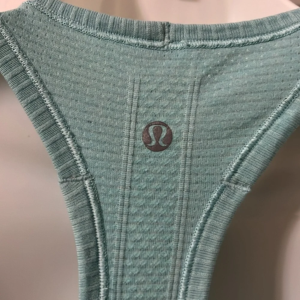 Lululemon tank top